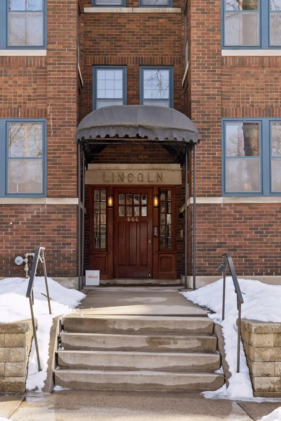 666 Lincoln Avenue #B, Saint Paul, MN 55105 - #3