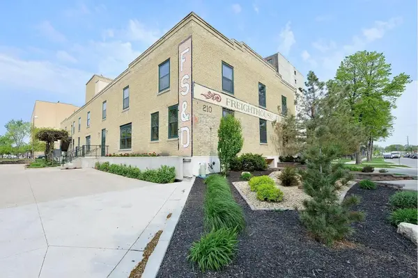 210 11th Street N #104, Fargo, ND 58102