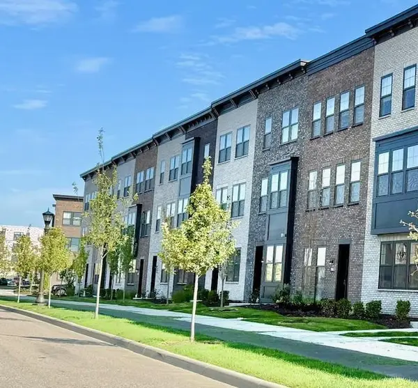 856 Woodlawn Avenue, Saint Paul, MN 55116