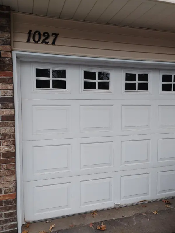 1027 Pond View Court, Vadnais Heights, MN 55127