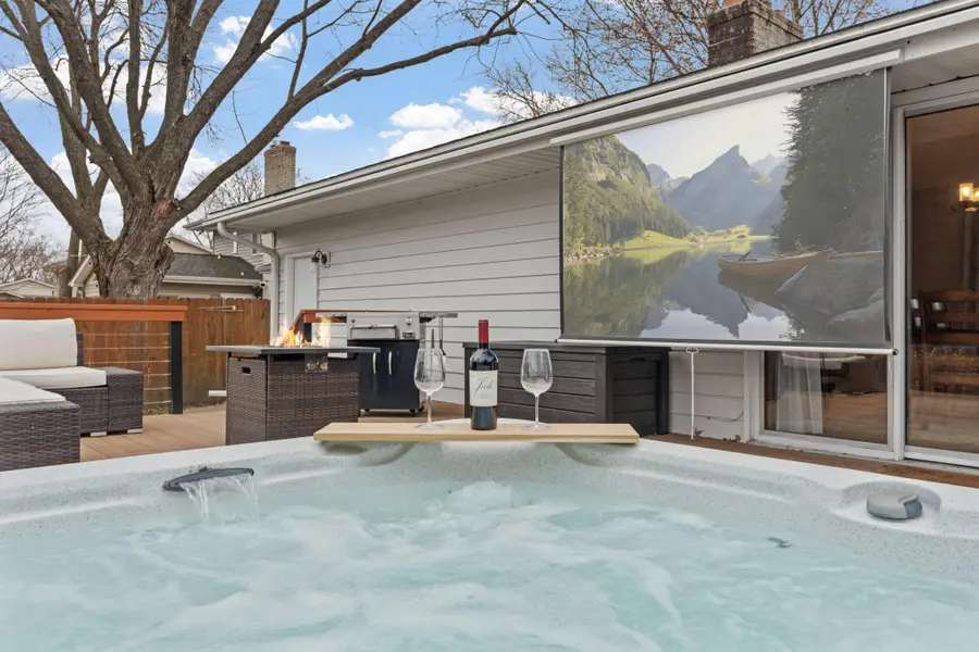 997 Carlton Drive, Shoreview, MN 55126 - #3