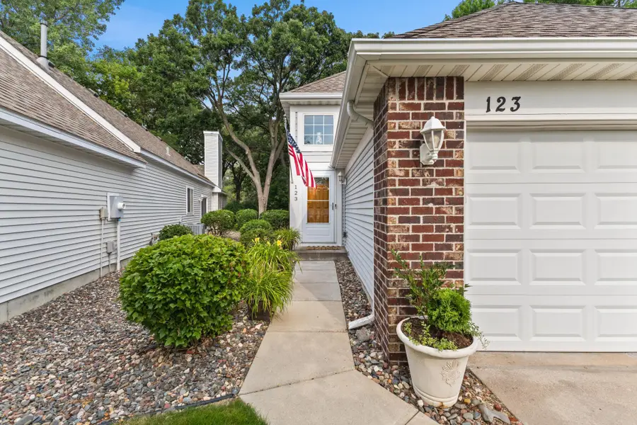 123 Christenson Court Ne, Fridley, MN 55432 - #3