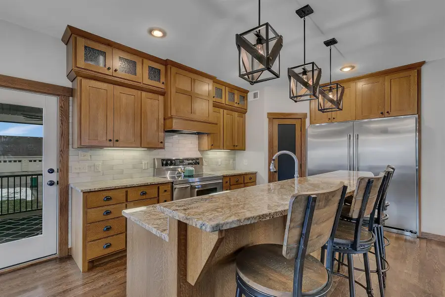 921 N 19th Avenue, Sartell, MN 56377 - #3