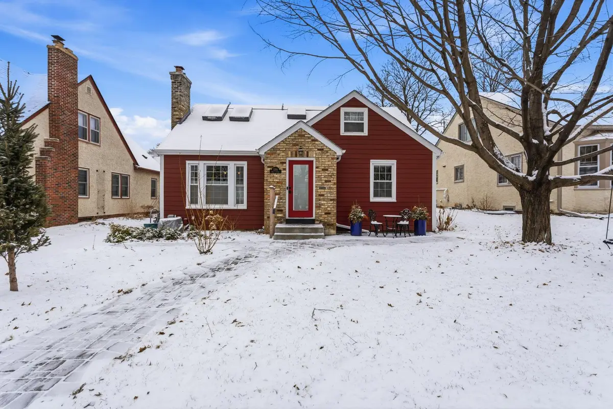 1206 Niles Avenue, Saint Paul, MN 55116 - #1