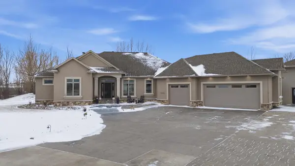 7620 Adelman Drive, Horace, ND 58047