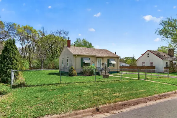 4709 2 1/2 Street Ne, Fridley, MN 55421
