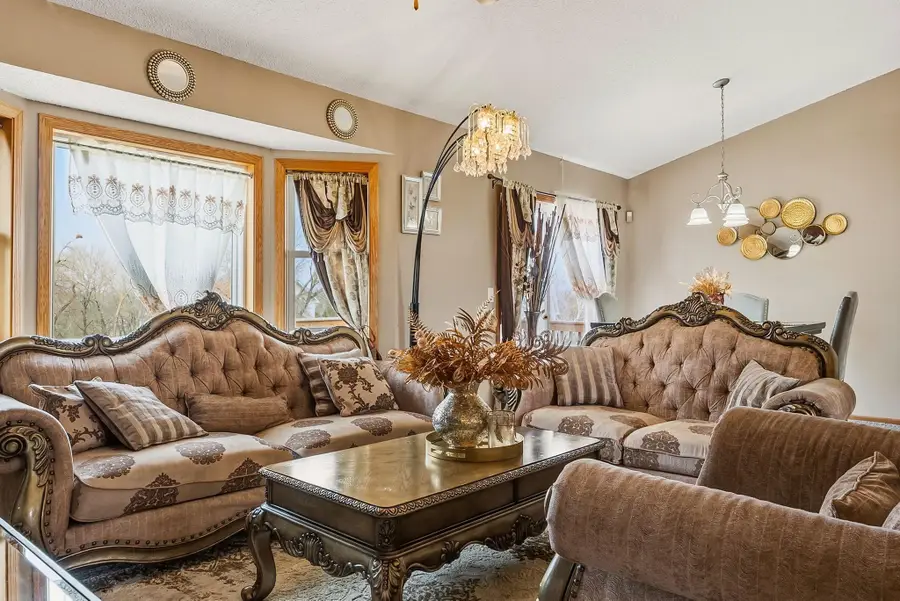 5785 Yucca Lane N, Minneapolis, MN 55446 - #3