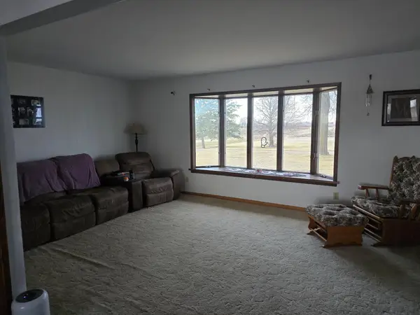 22525 Read Avenue, Worthington, MN 56187