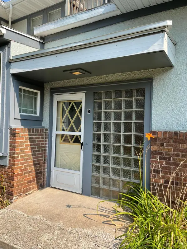 258 Macalester Street, Saint Paul, MN 55105