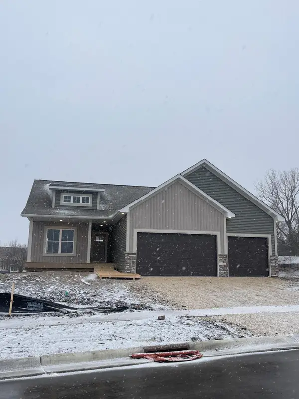 19719 Brooklyn Trail, Farmington, MN 55044