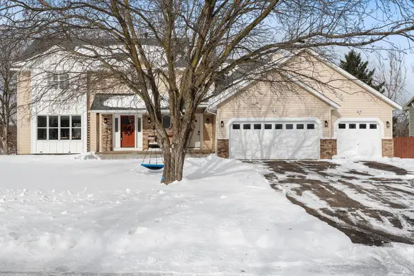1636 Thornhill Lane, Woodbury, MN 55125