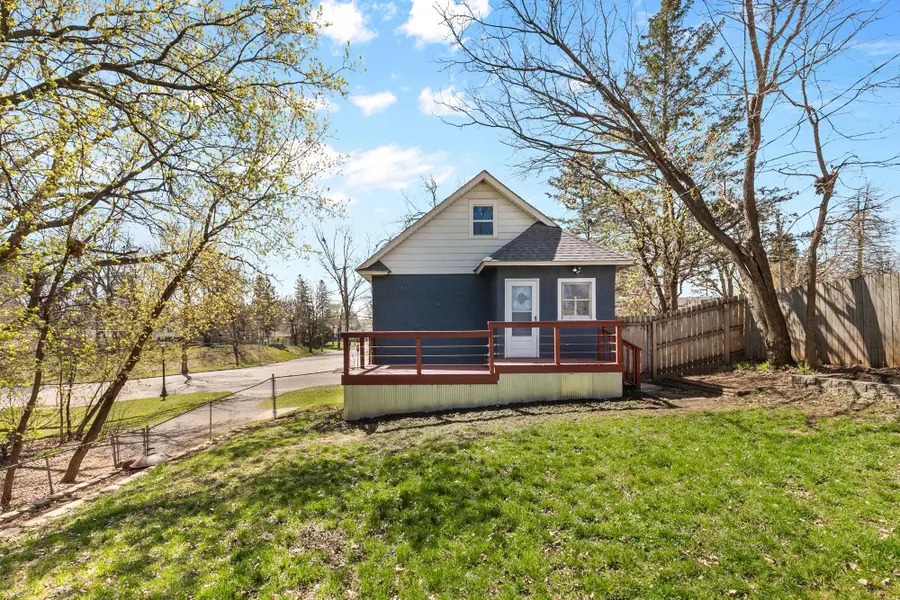 695 Idaho Avenue E, Saint Paul, MN 55106 - #3