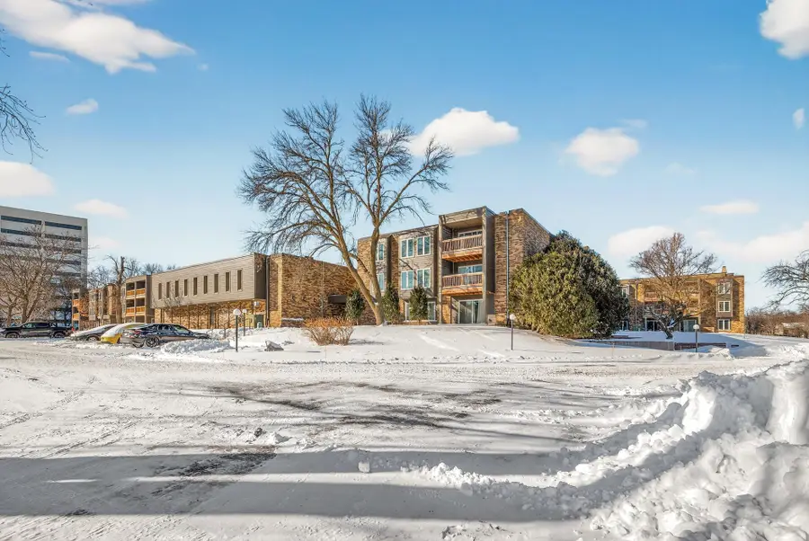 450 Ford Road #313, Saint Louis Park, MN 55426 - #2