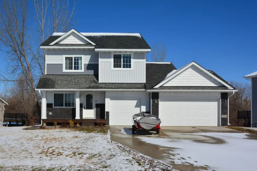 1124 Woodland Drive, Howard Lake, MN 55349 - #2