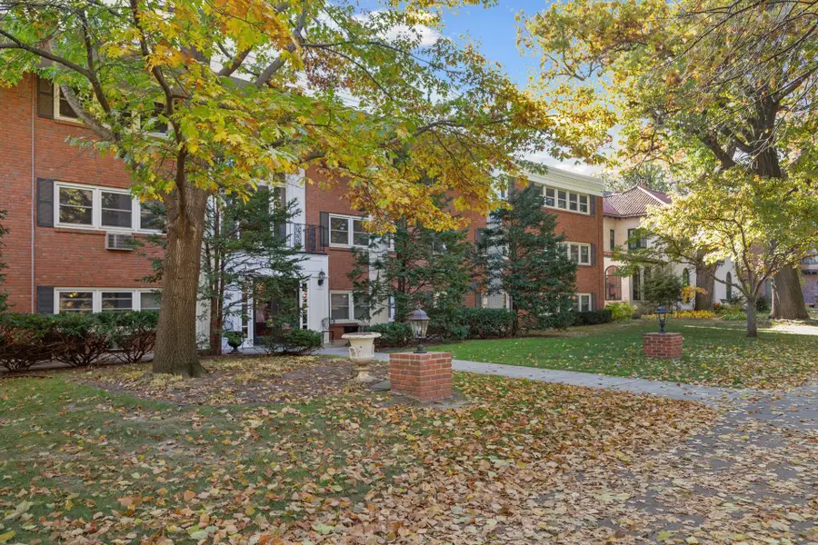 456 Summit Avenue #203, Saint Paul, MN 55102 - #3