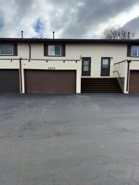 1609 Keystone Drive, Albert Lea, MN 56007 - #1