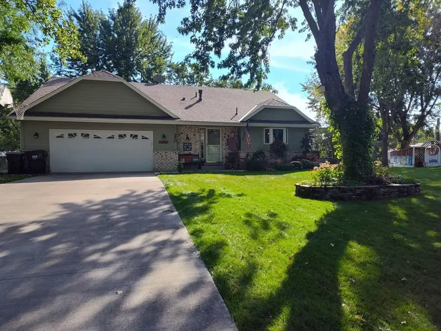 250 112th Lane Nw, Coon Rapids, MN 55448 - #2