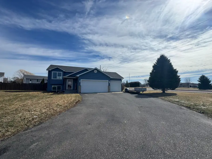 10 Juneau Court, North Mankato, MN 56003 - #3