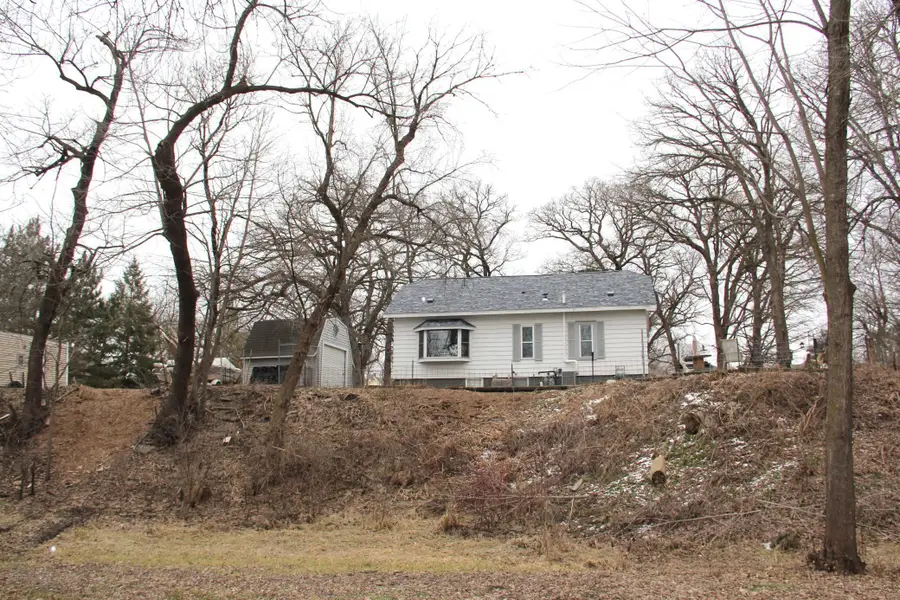 111 Lyndall Avenue, Paynesville, MN 56362 - #2