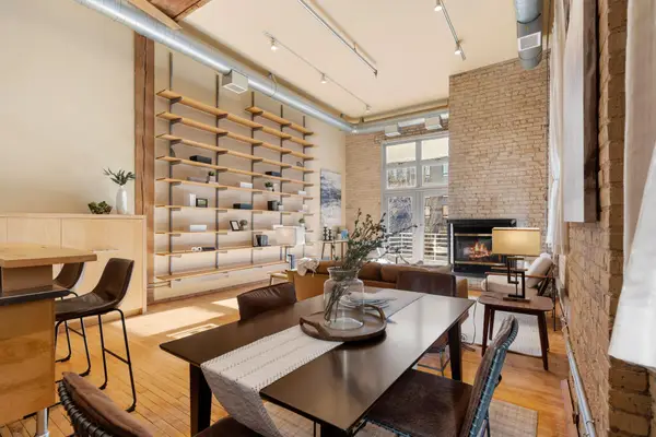 801 Washington Avenue N #221, Minneapolis, MN 55401