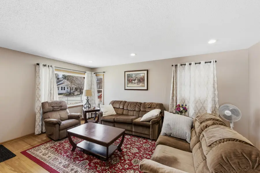 4412 2 1/2 Street Ne, Columbia Heights, MN 55421 - #2