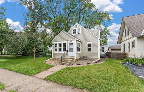 551 Pascal Street N, Saint Paul, MN 55104