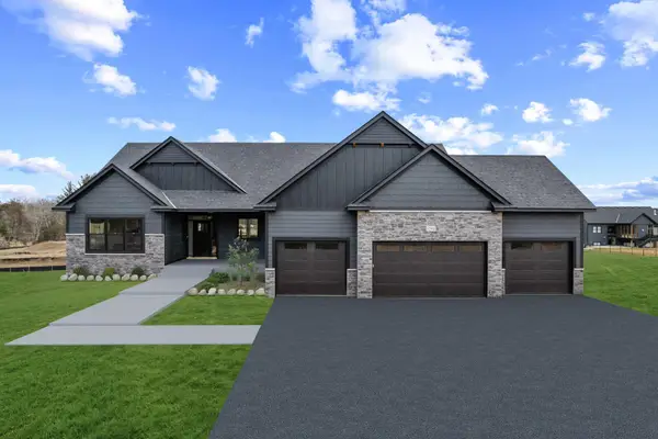 17961 Staples Street Ne, Ham Lake, MN 55304