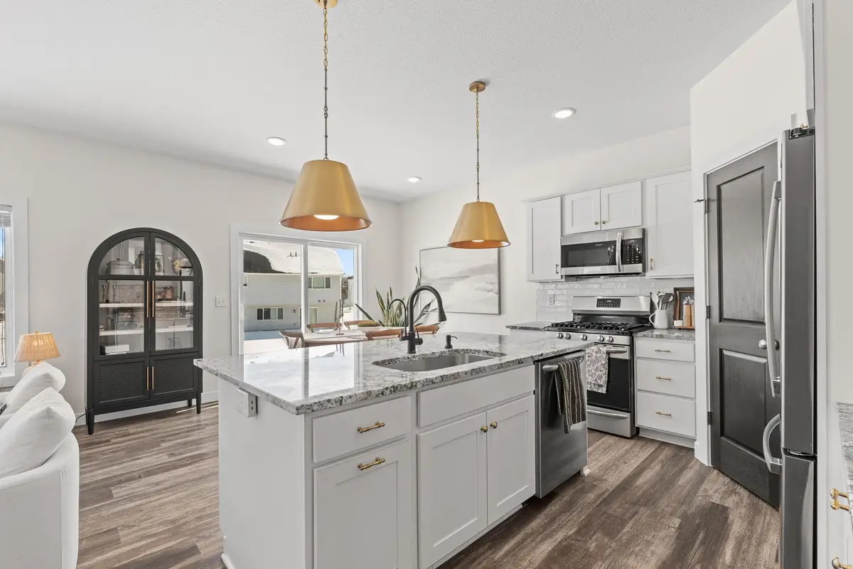 1671 Riverside Drive, Shakopee, MN 55379 - #1