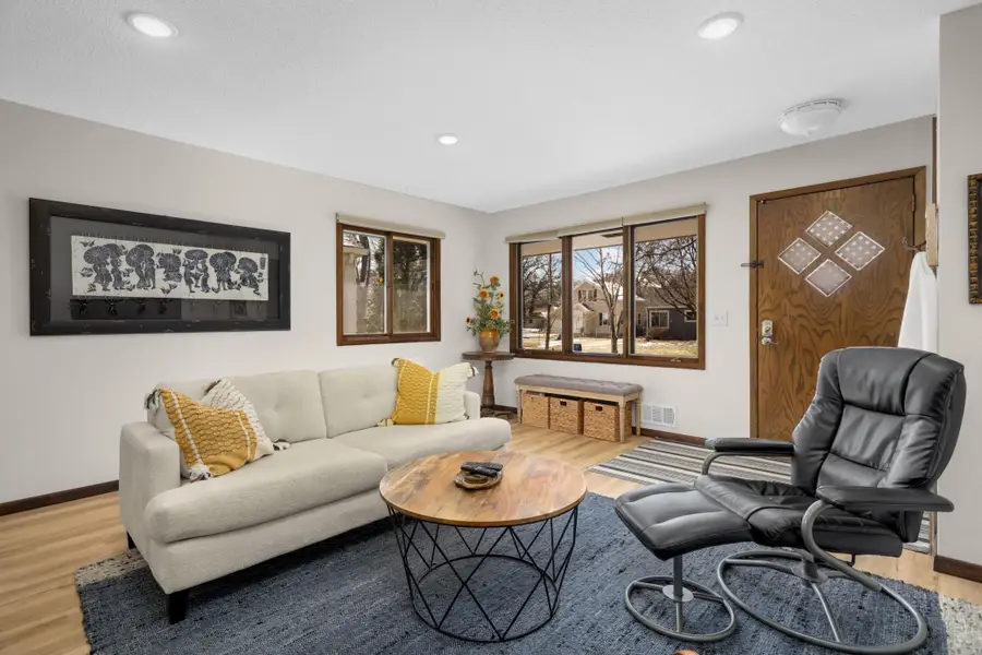 4144 Yates Avenue N, Robbinsdale, MN 55422 - #2