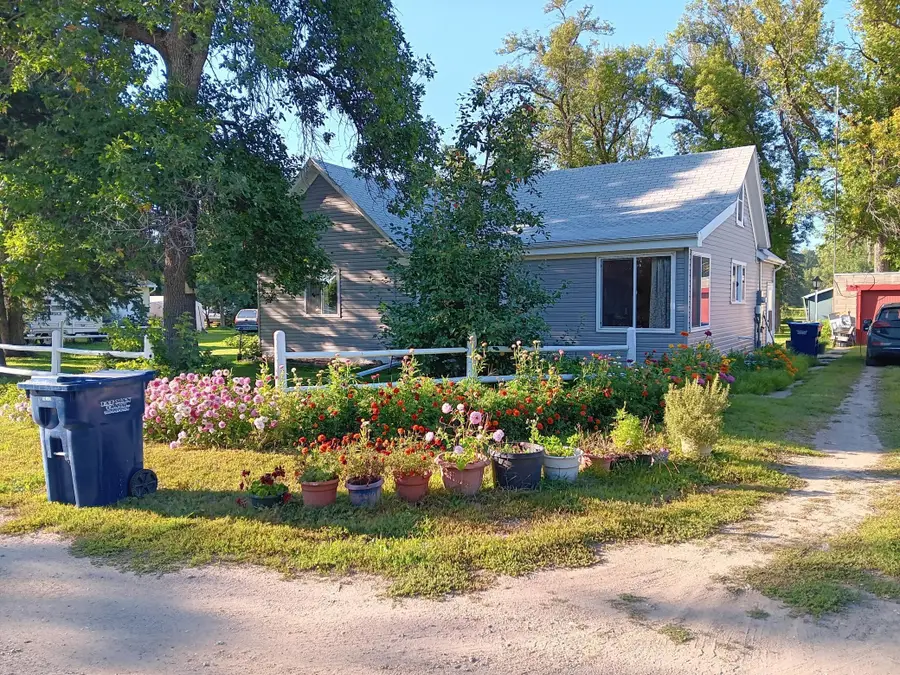 603 Pearl Street N, Buffalo, ND 58011 - #2