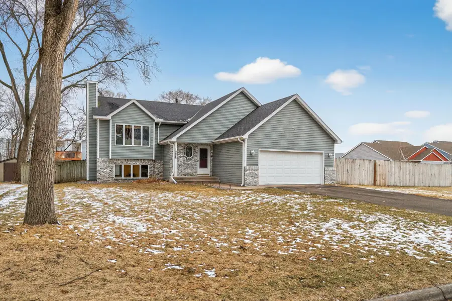 10633 Sumter Avenue N, Brooklyn Park, MN 55445 - #2