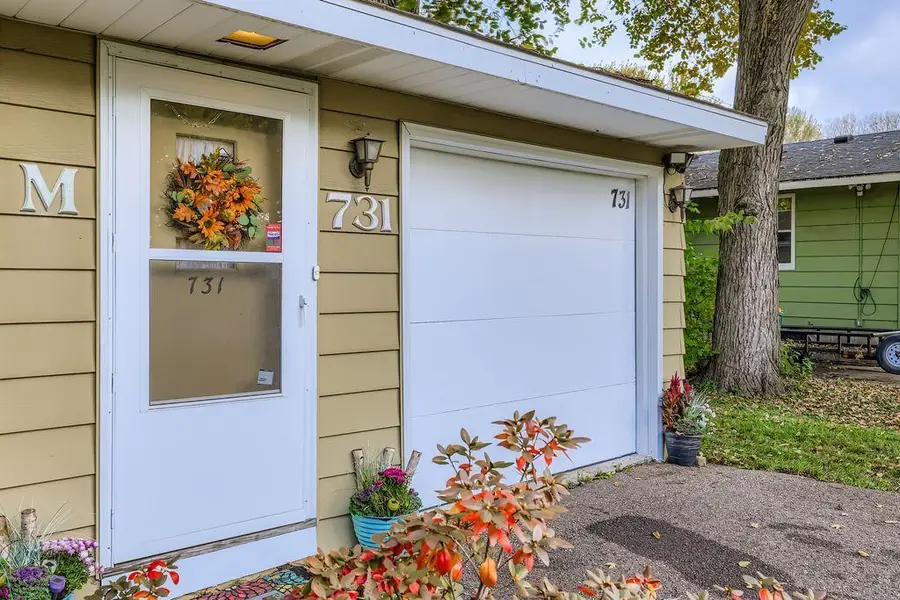 731 Berwood Avenue, Vadnais Heights, MN 55127 - #3
