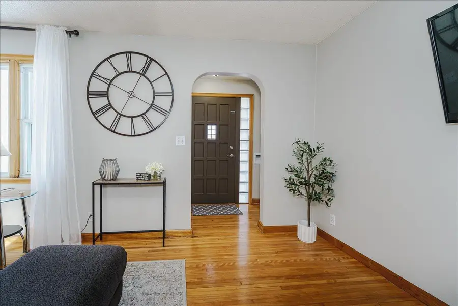 107 Lincoln Avenue N, New Prague, MN 56071 - #3