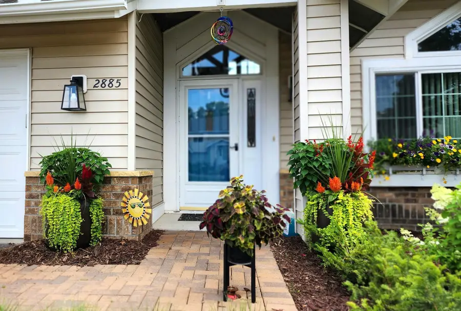 2885 Devonshire Place, Woodbury, MN 55125 - #3