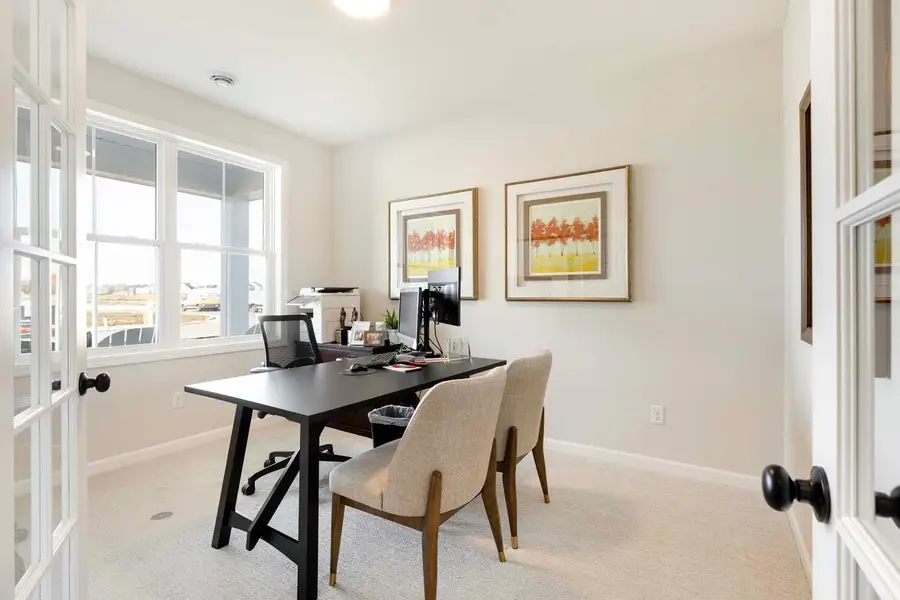 10941 37th Street N, Lake Elmo, MN 55042 - #3