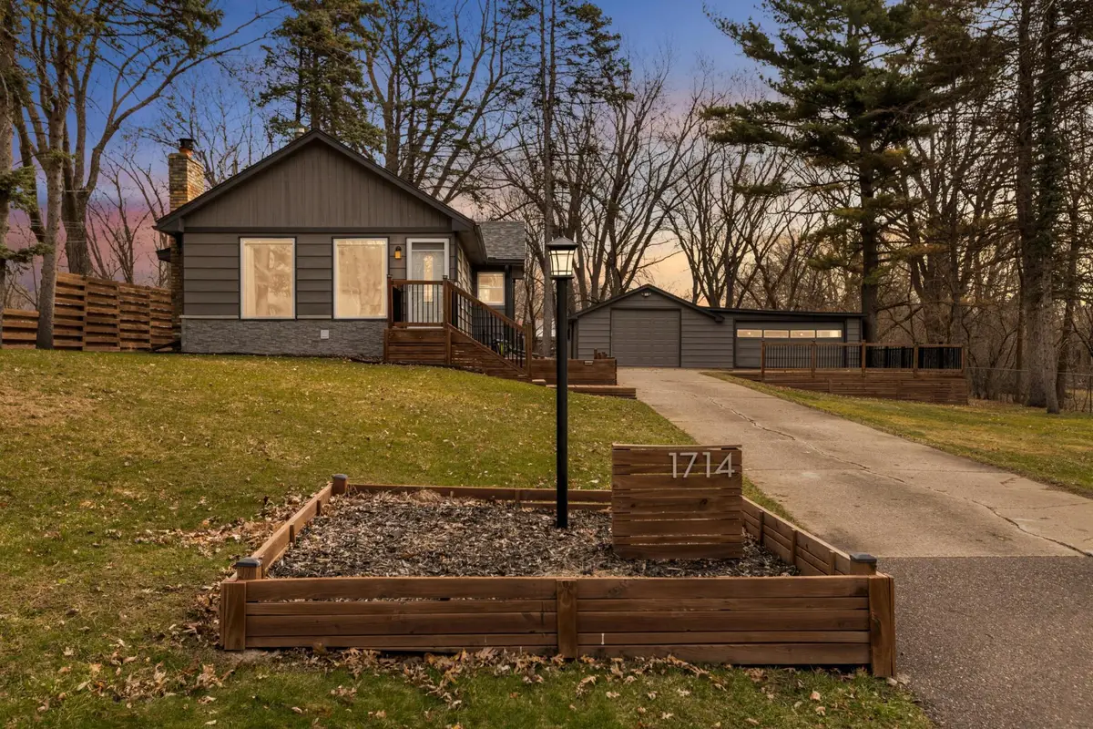 1714 Howard Street N, Maplewood, MN 55109 - #1