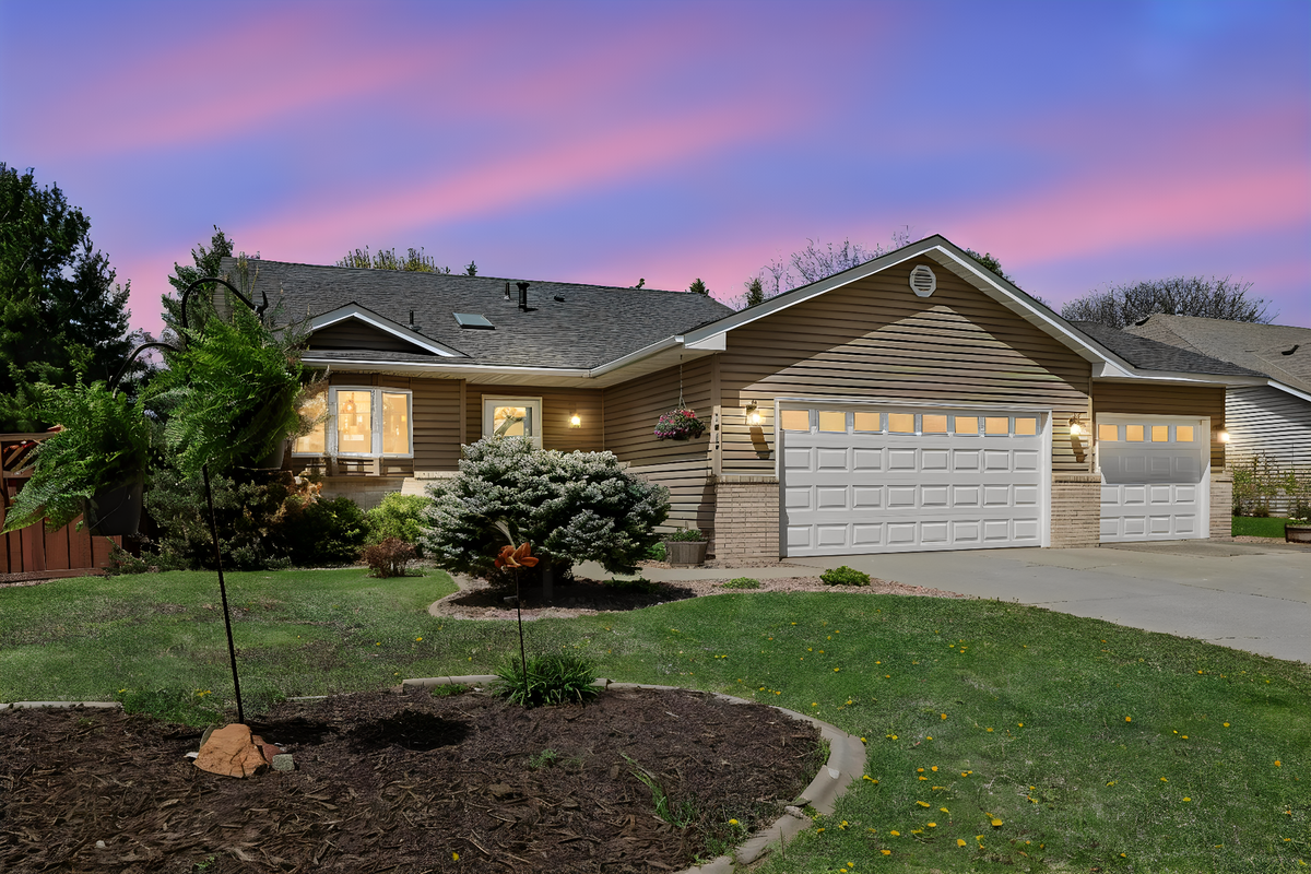 1015 Ferndale Street S, Maplewood, MN 55119 - #1
