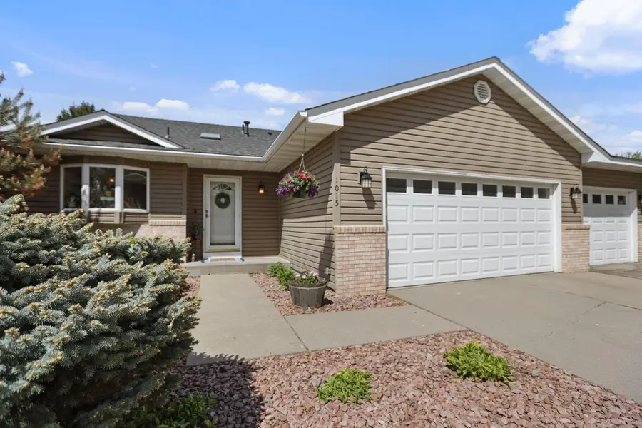 1015 Ferndale Street S, Maplewood, MN 55119 - #2