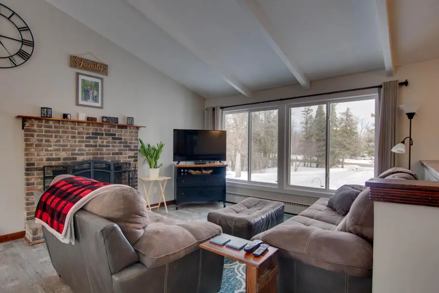 3100 Island View Drive Ne, Bemidji, MN 56601 - #3