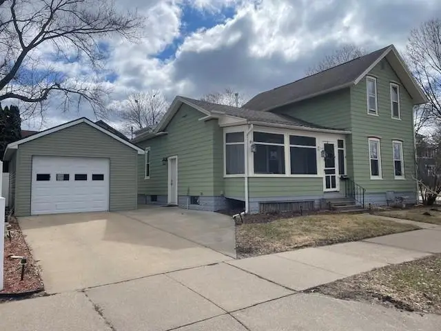 426 W 4th Street, Winona, MN 55987 - #2