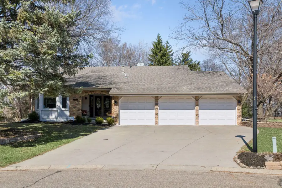 4841 Safari Court N, Eagan, MN 55122 - #3