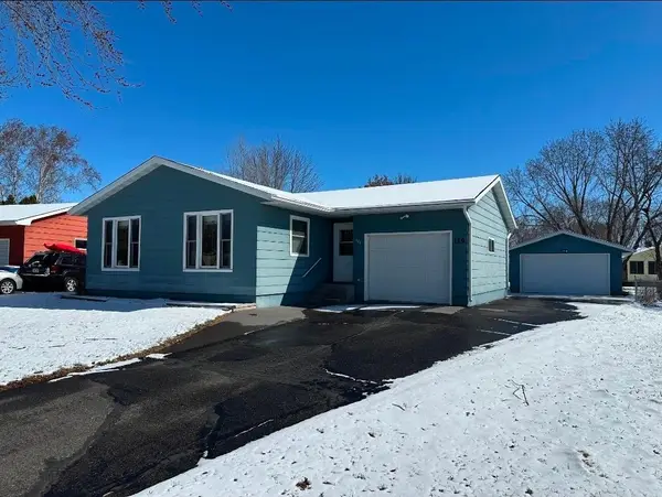 126 5th Avenue Se, Saint Joseph, MN 56374