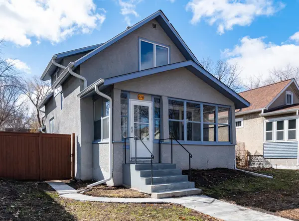 878 Randolph Avenue, Saint Paul, MN 55102