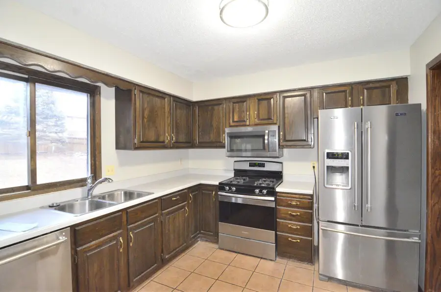 12209 24th Avenue S, Burnsville, MN 55337 - #2