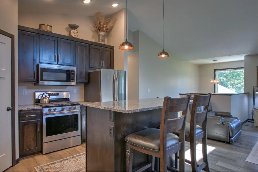 123 20th Avenue Sw, Cambridge, MN 55008 - #3