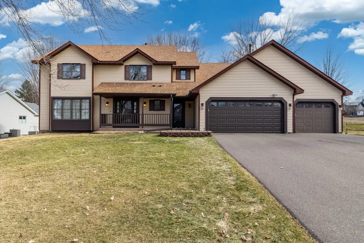 1707 Thornhill Lane, Woodbury, MN 55125 - #1