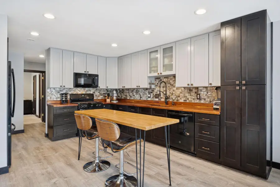 7511 Wedgewood Way, Maple Grove, MN 55311 - #3