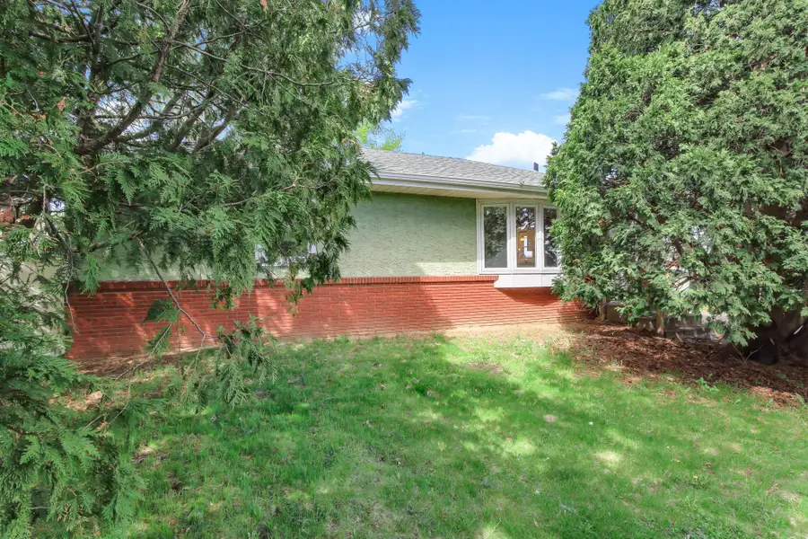 159 County Road C2 W, Roseville, MN 55113 - #3
