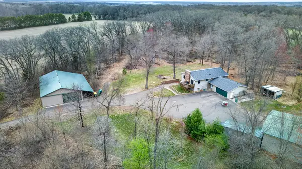 10800 385th Street, North Branch, MN 55056