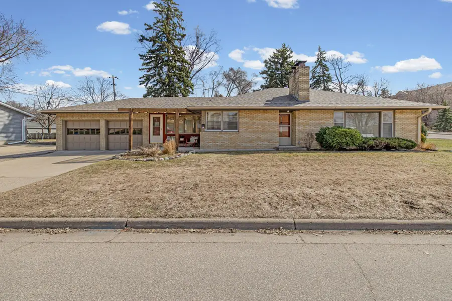 4108 Halifax Avenue N, Robbinsdale, MN 55422 - #2